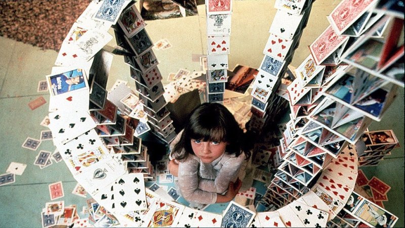 Карточный домик, 1988 Нестерова Наталья