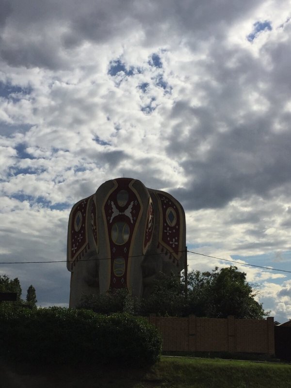 Дом слон Lucy Elephant