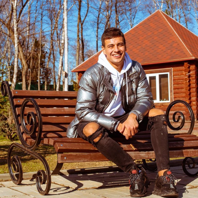 Даниил дом 2