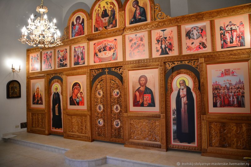 Переносной иконостас