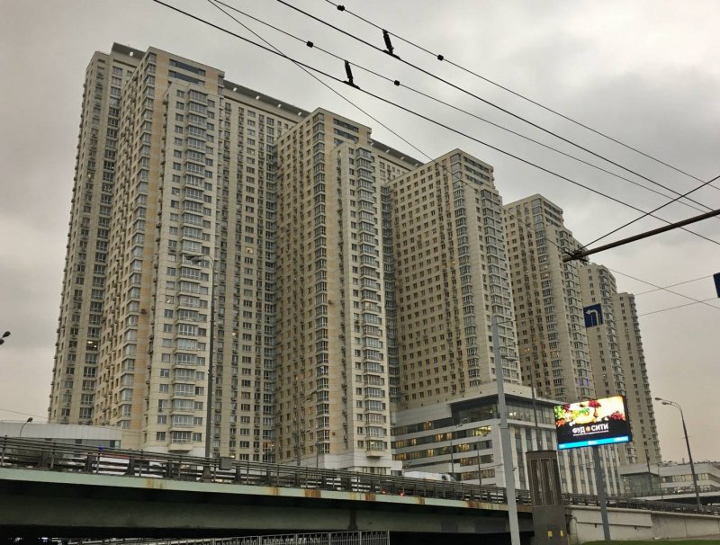 Большой дом на беговой