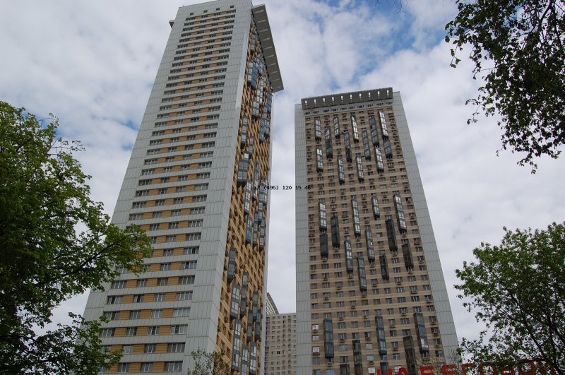 Оранжевый дом на Беговая