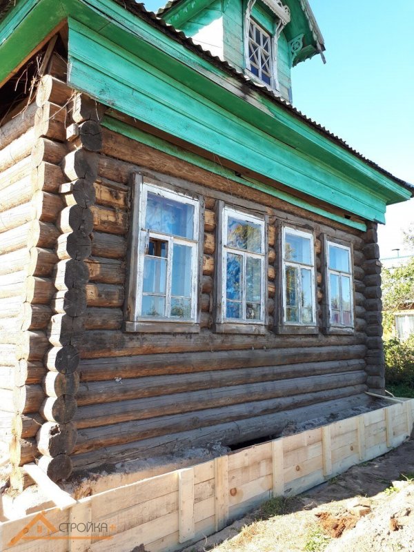 Отреставрированные домики в деревне