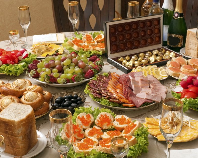 Вкусный стол