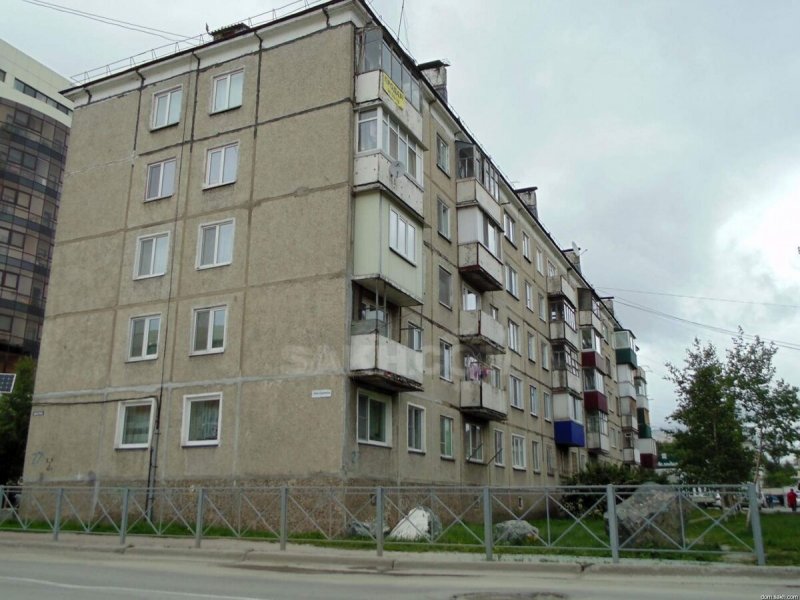 Брежневка пятиэтажка кирпичная