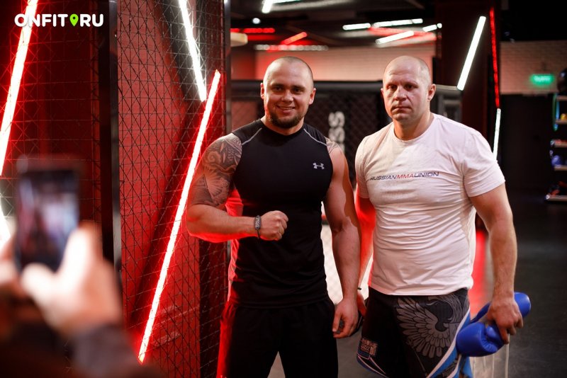 Федор Емельяненко автомобиль