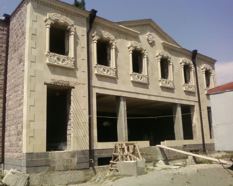 Туф армянский и Дагестанский камень
