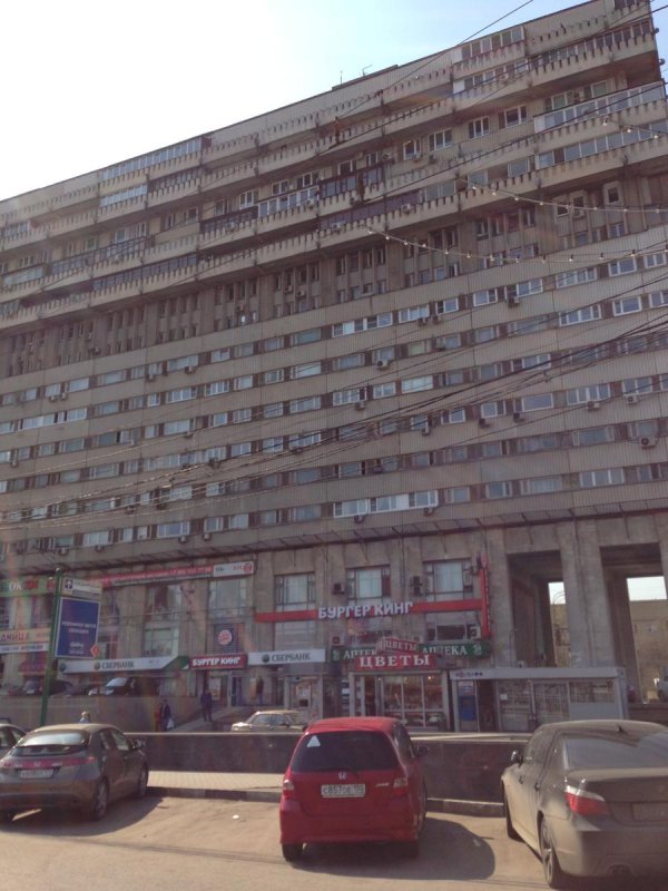 Дом корабль на Волгоградском проспекте