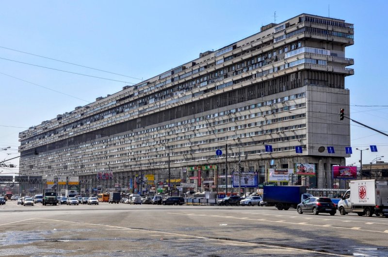 Здание корабль на Тульской