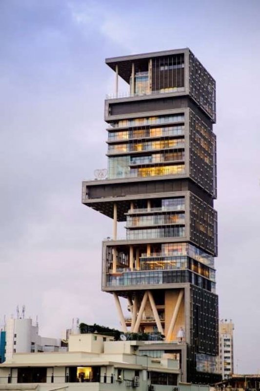 «Антилия» (Antilia), Индия