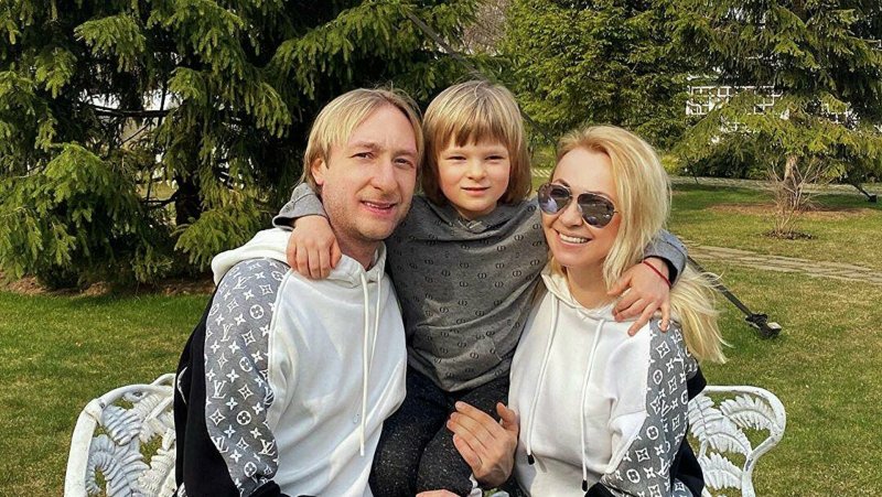 Саша Плющенко