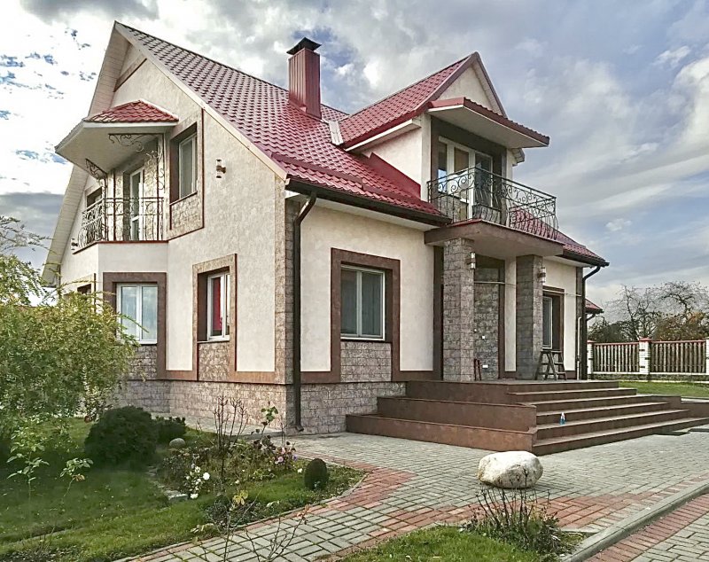 Декоративная штукатурка фасада под камень