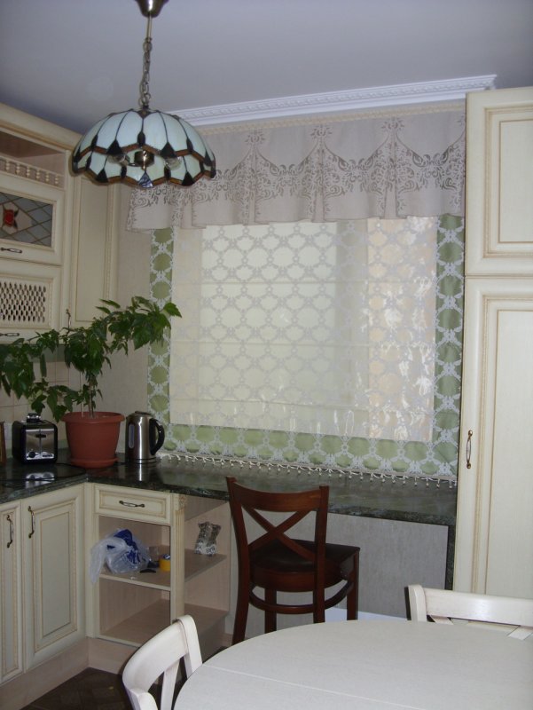 Римские шторы в коридор