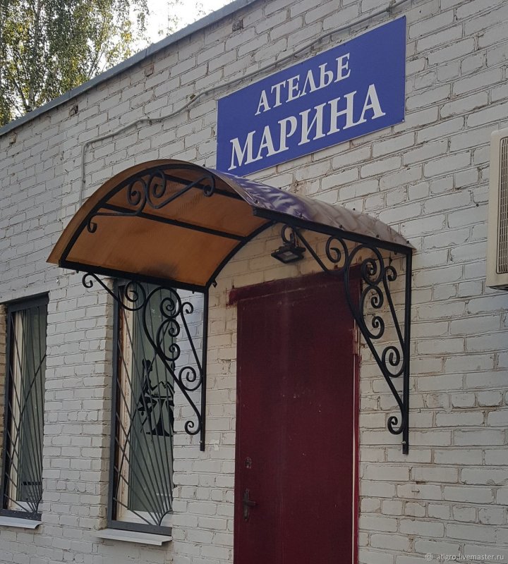 Козырьки с элементами ковки