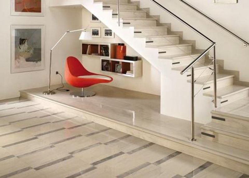 Ступени Venatto Blanco Perla