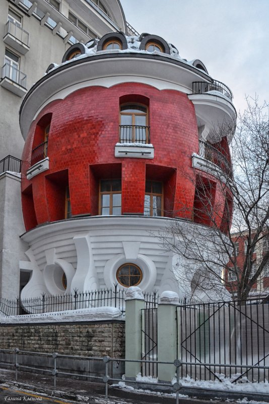 Современные здания Москвы