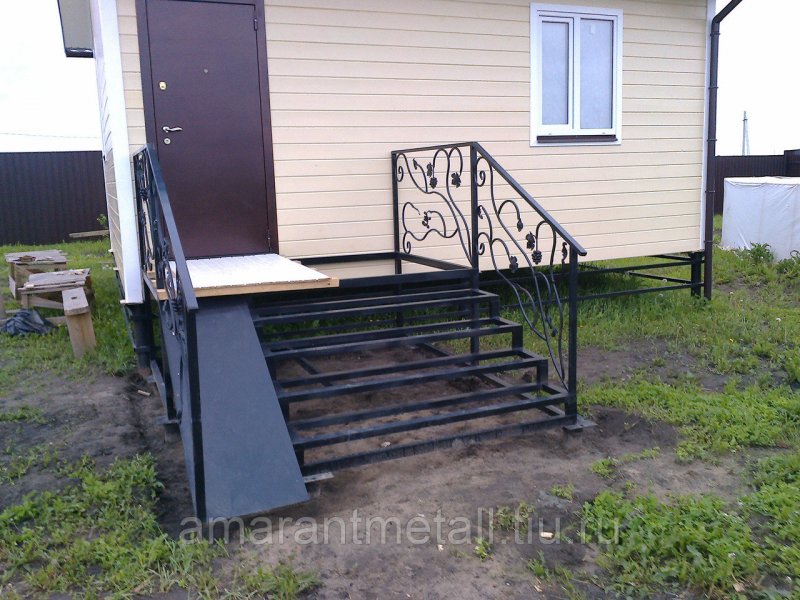 Каркас крыльца из металла