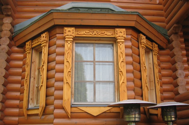 Наличники на окна в деревянном доме