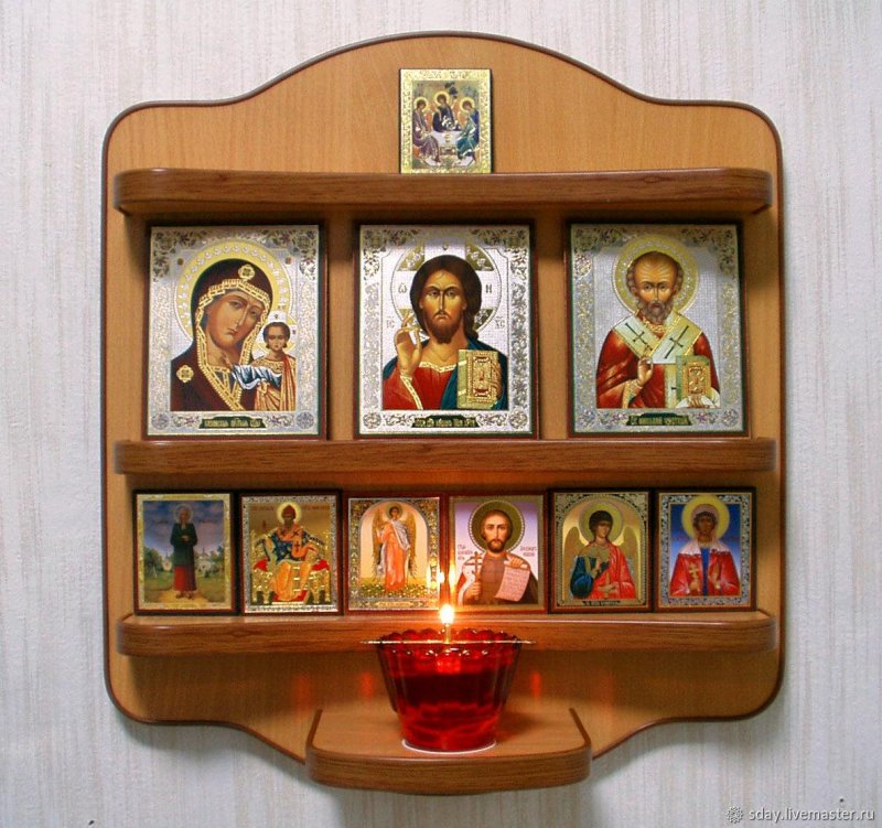 Старообрядческий домашний иконостас