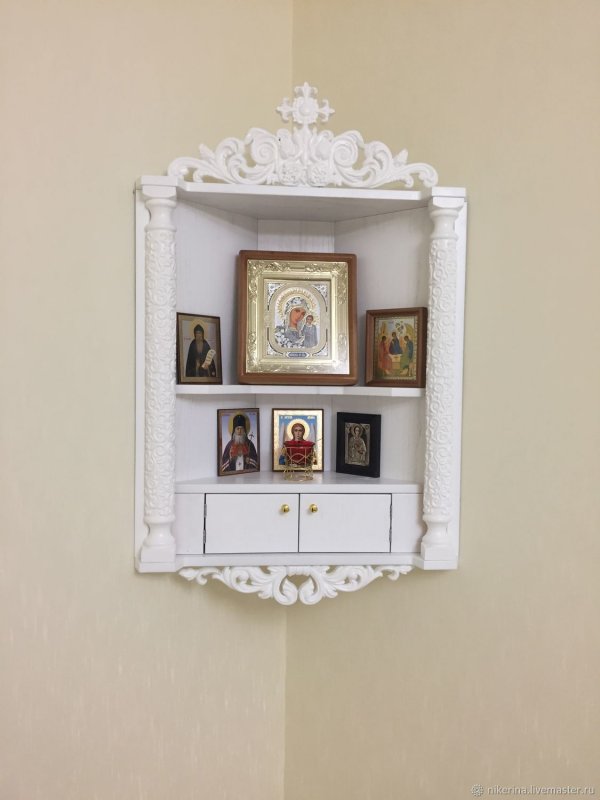 Полка угловая иконостас