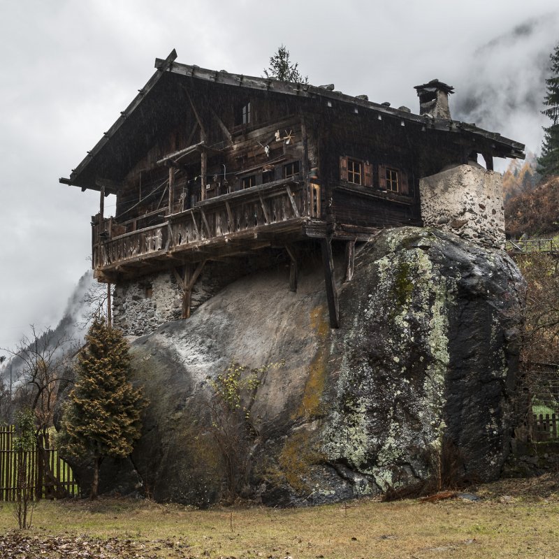 Скельна Хижина Чехия