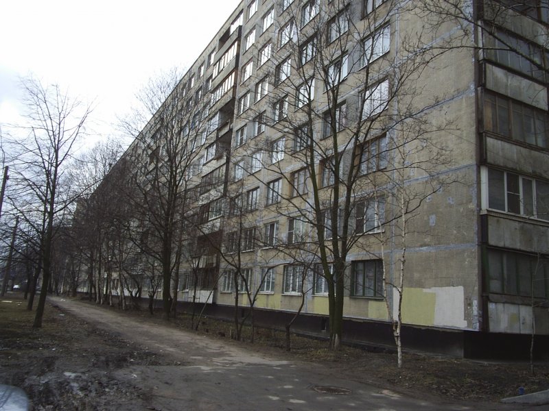 Панельный дом парадная