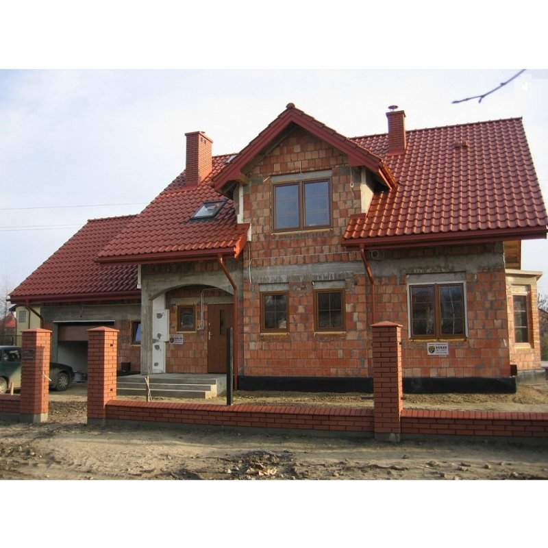 Мансардные дома из красного кирпича