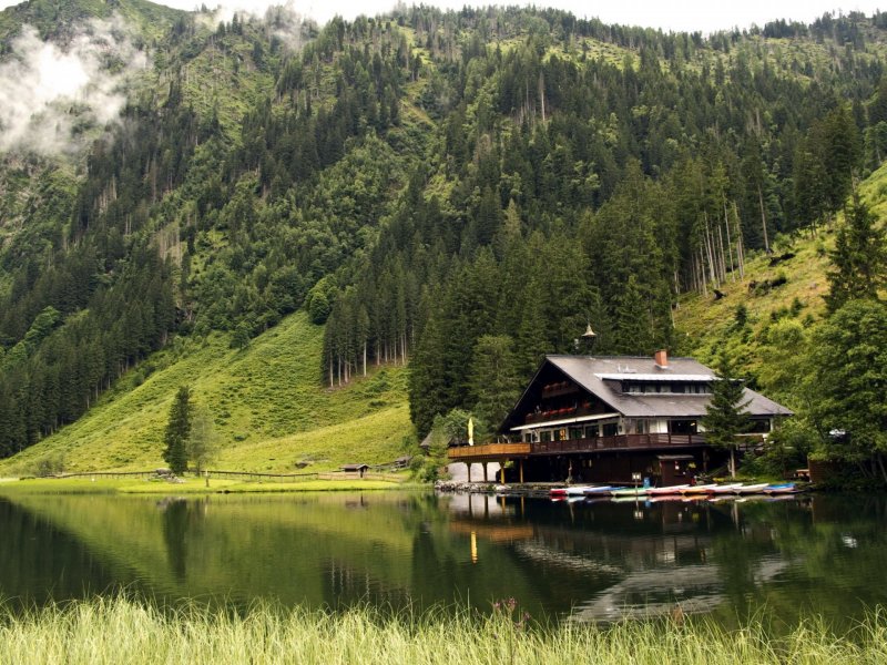 Дом у реки (River Cottage) 1440х900