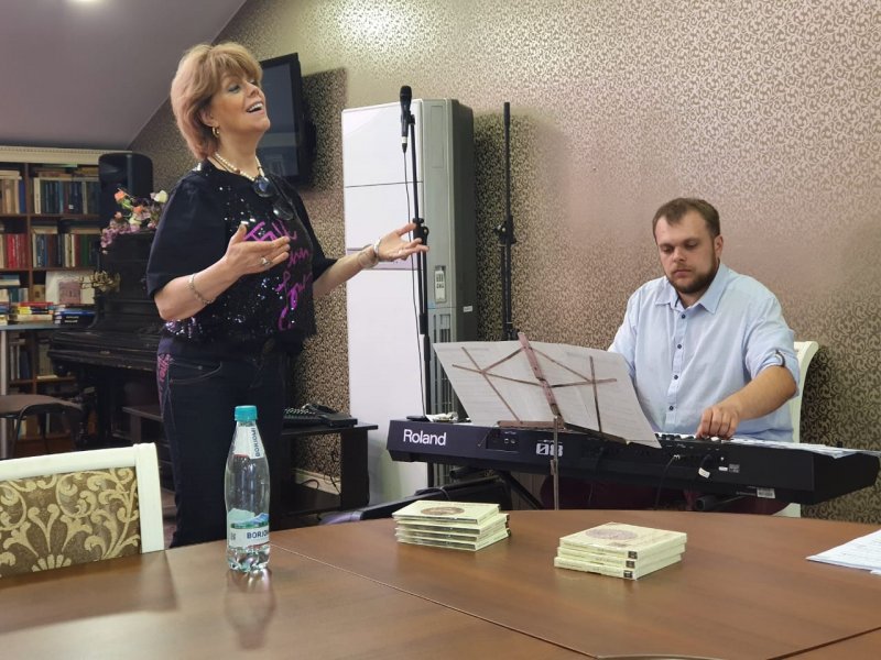 Любовь Казарновская