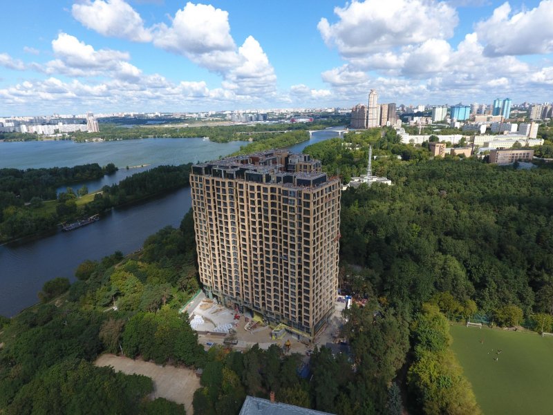 ЖК серебряный Бор