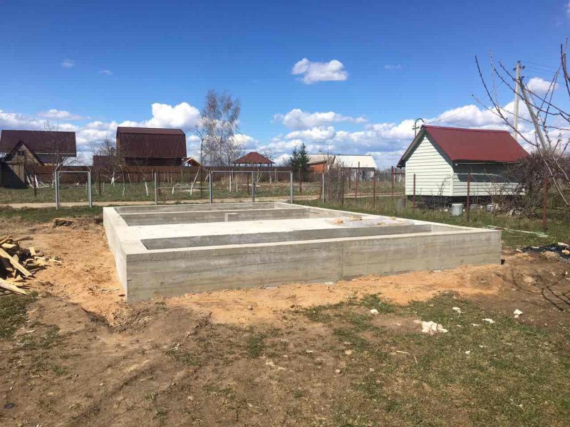 Фундамент свайно-ростверковый вокруг старого фундамента