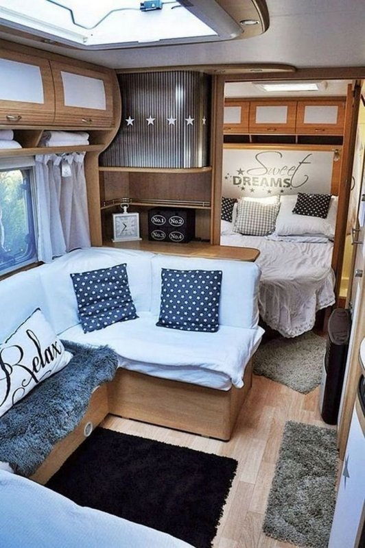 Caravan прицеп Interior