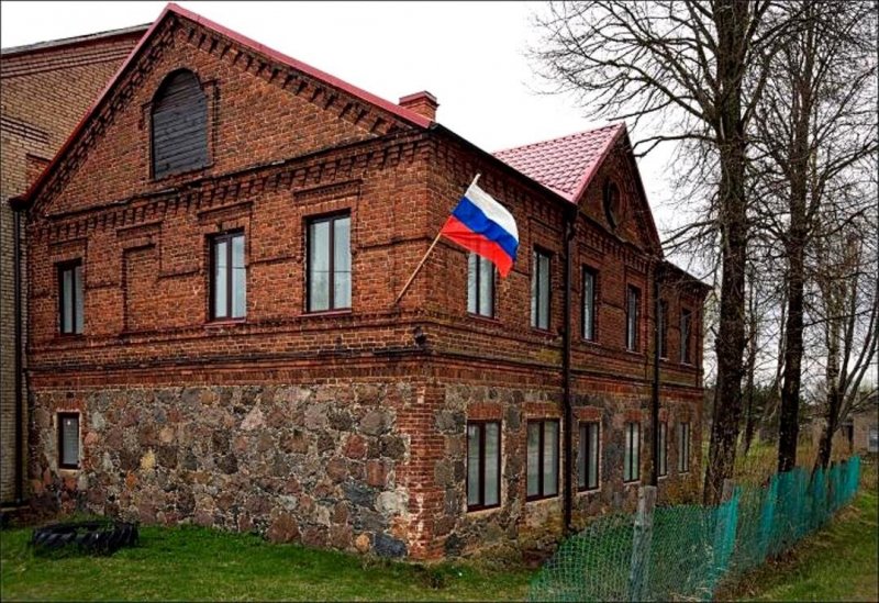 Старый кирпичный Купеческий дом