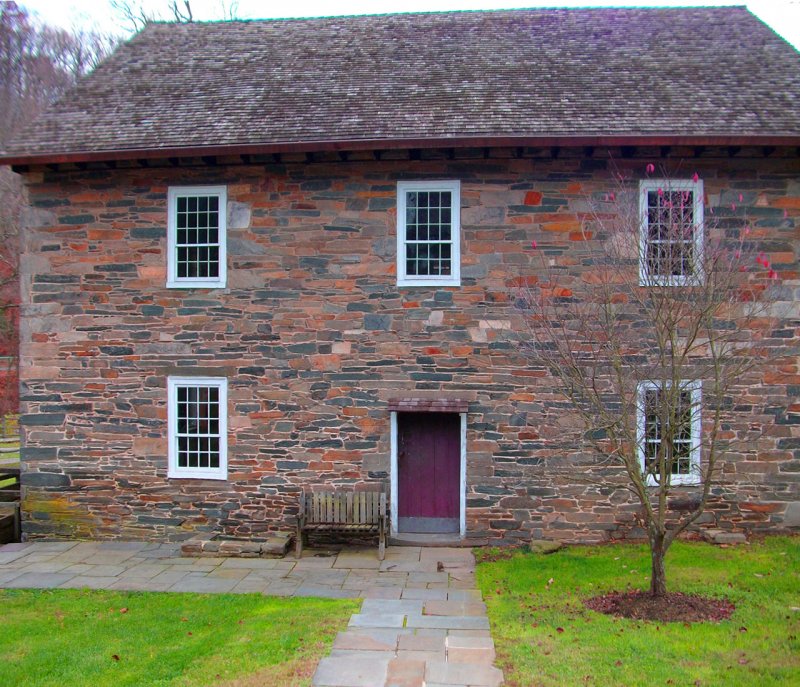 "Speckled Brick House Эстония"