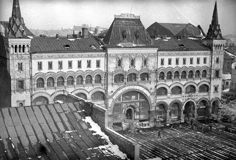 Саввинское подворье на Тверской улице в 1907 году.