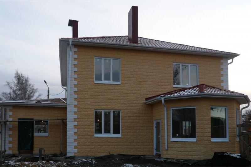 Дома с теплостена