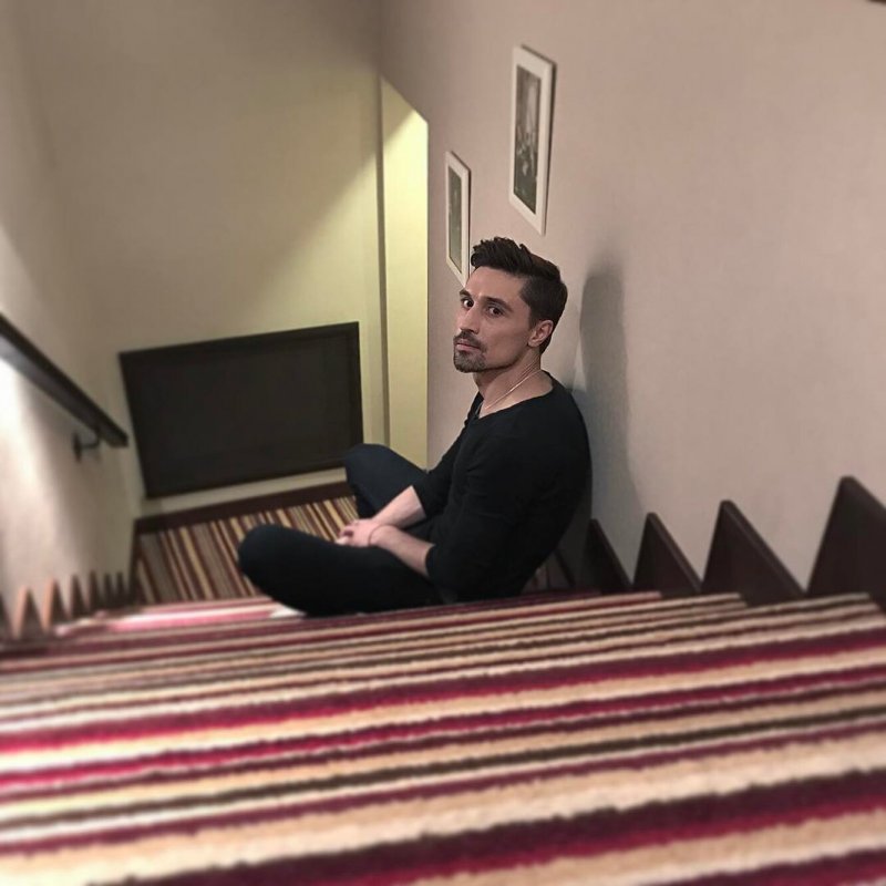 Дима билан в больнице с ногой