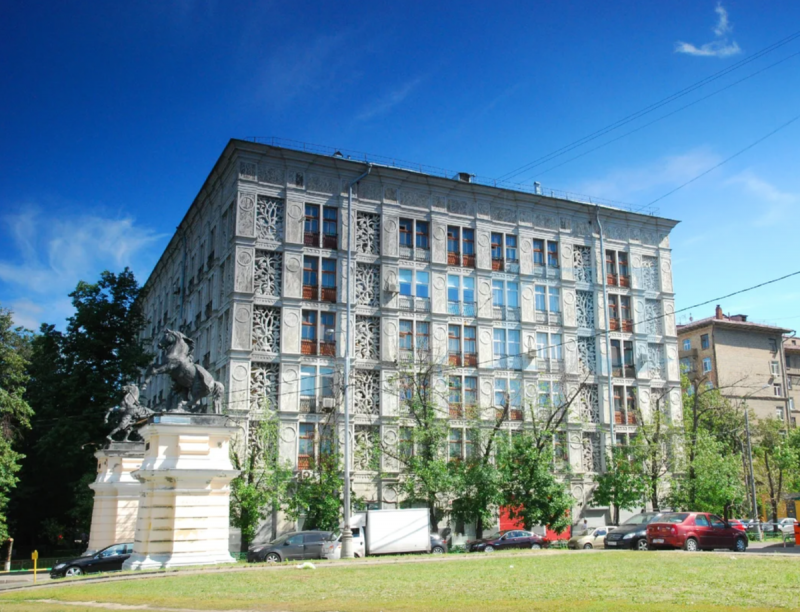 Ажурный дом Бурова в Москве