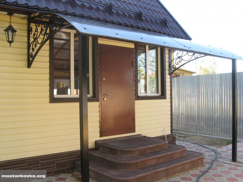 Крыша на козырек крыльца