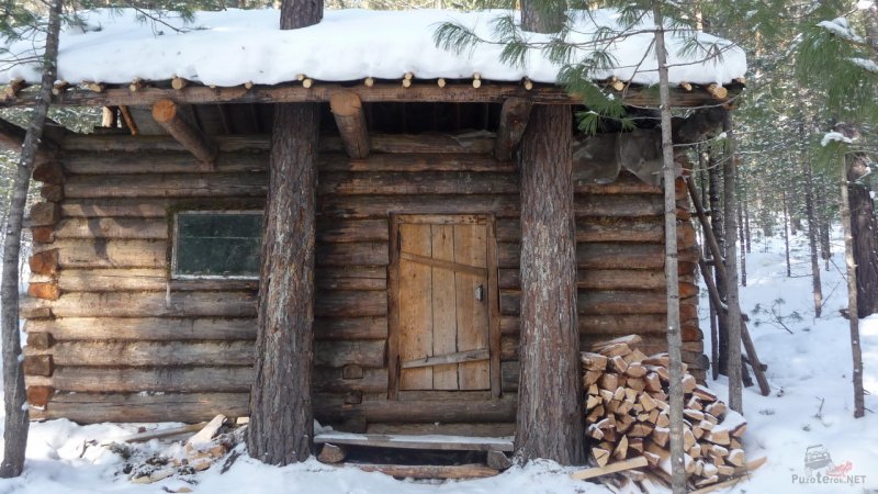 Охотничьи заимки в сибирской тайге