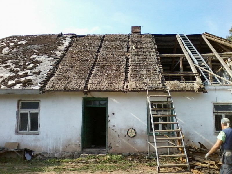 Старый деревенский дом до и после