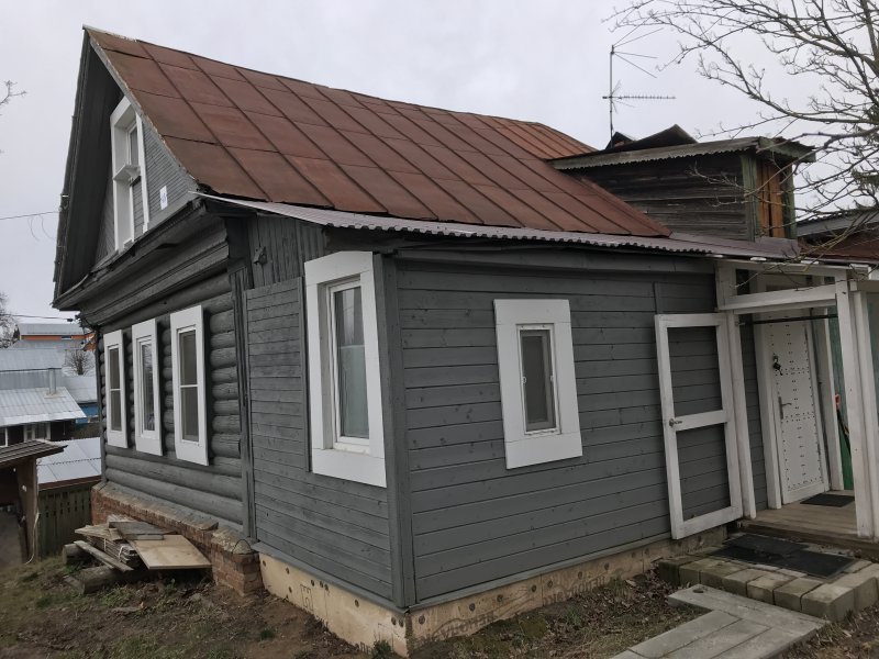 Реставрация старой крыши деревянного дома