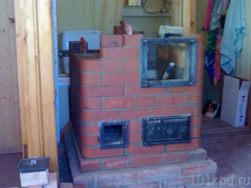 Кирпичная печь голландка отопительная