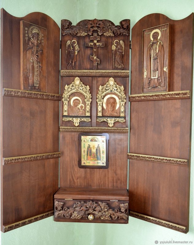 Полка для икон Виноградная лоза