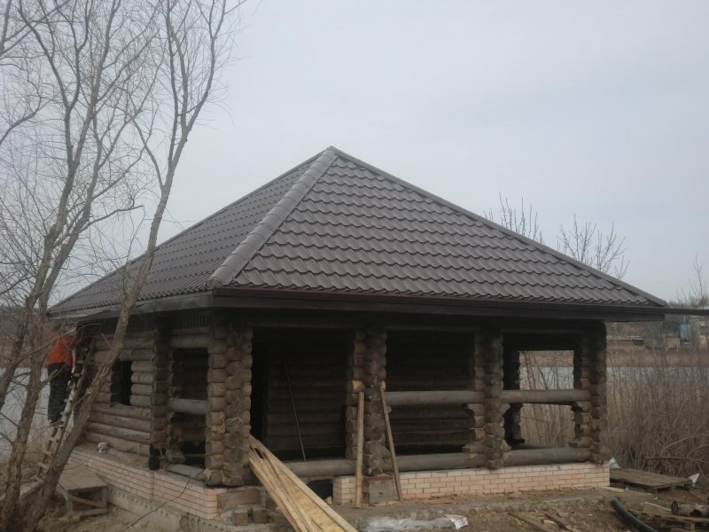 Четырехскатная шатровая крыша
