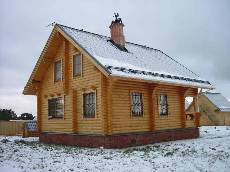 Бревенчатый дом 1.5 этажа