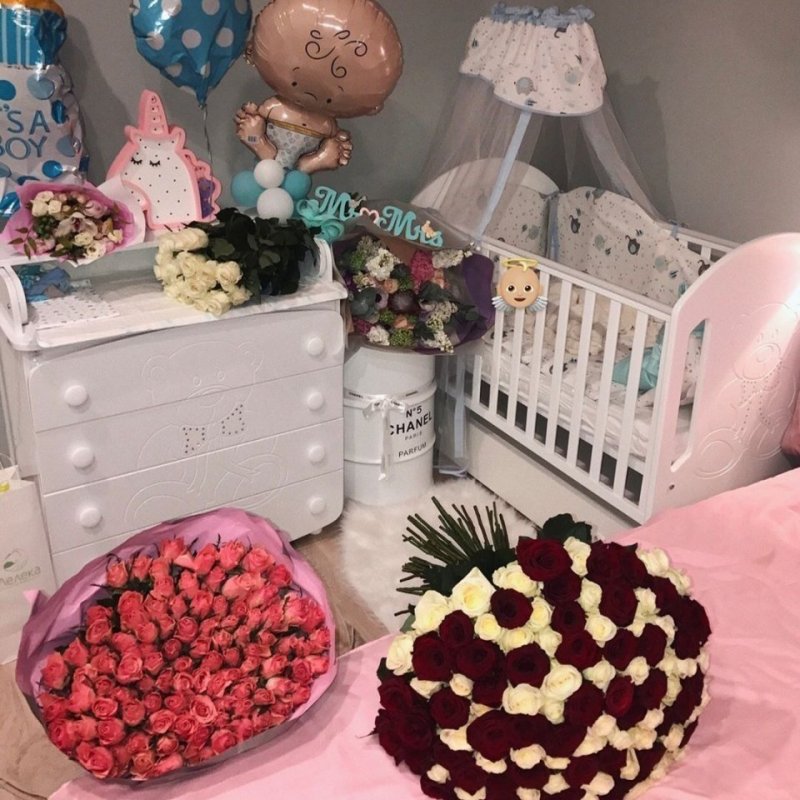 Красивая встреча из роддома