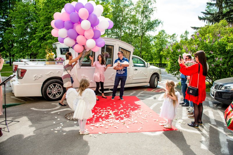 Встреча из роддома