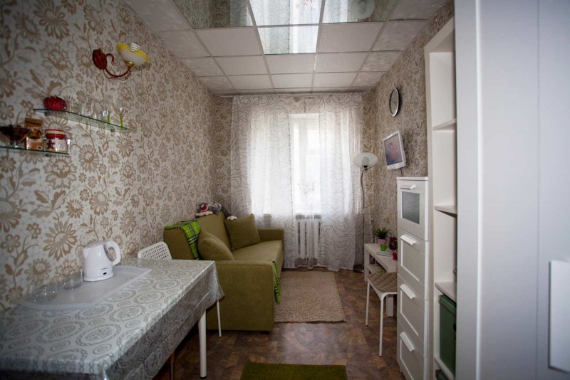Интерьер комнаты в коммунальной квартире 12 кв.м