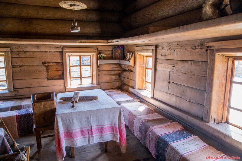 Интерьер старинной русской избы